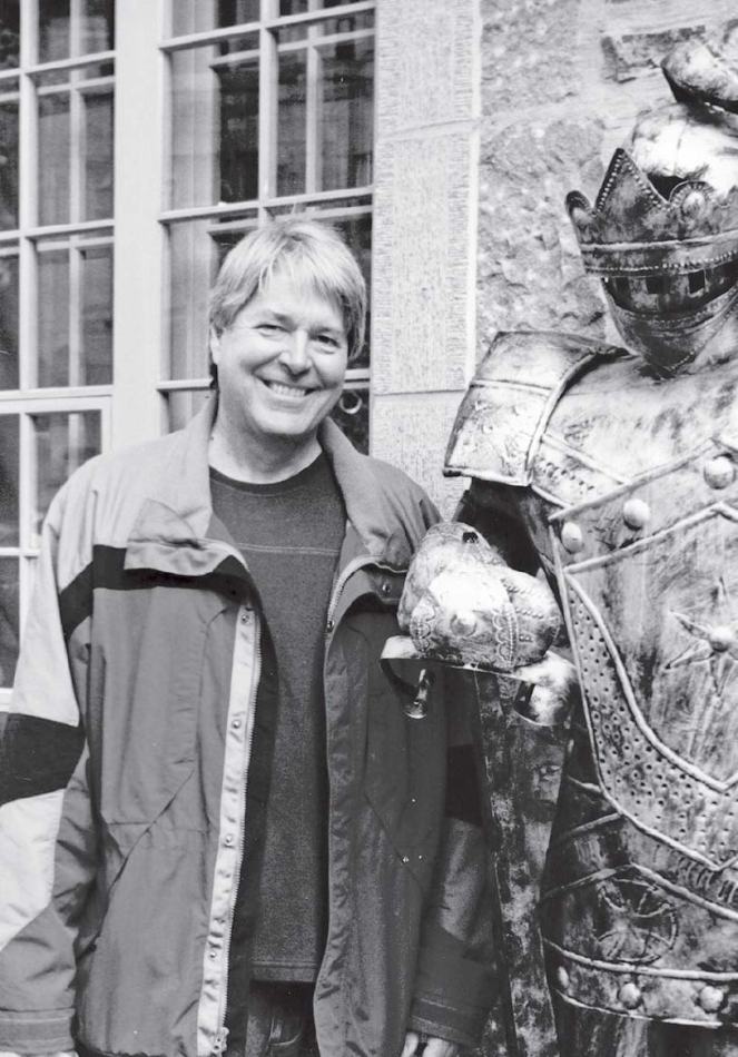 Skip with a suit of armor